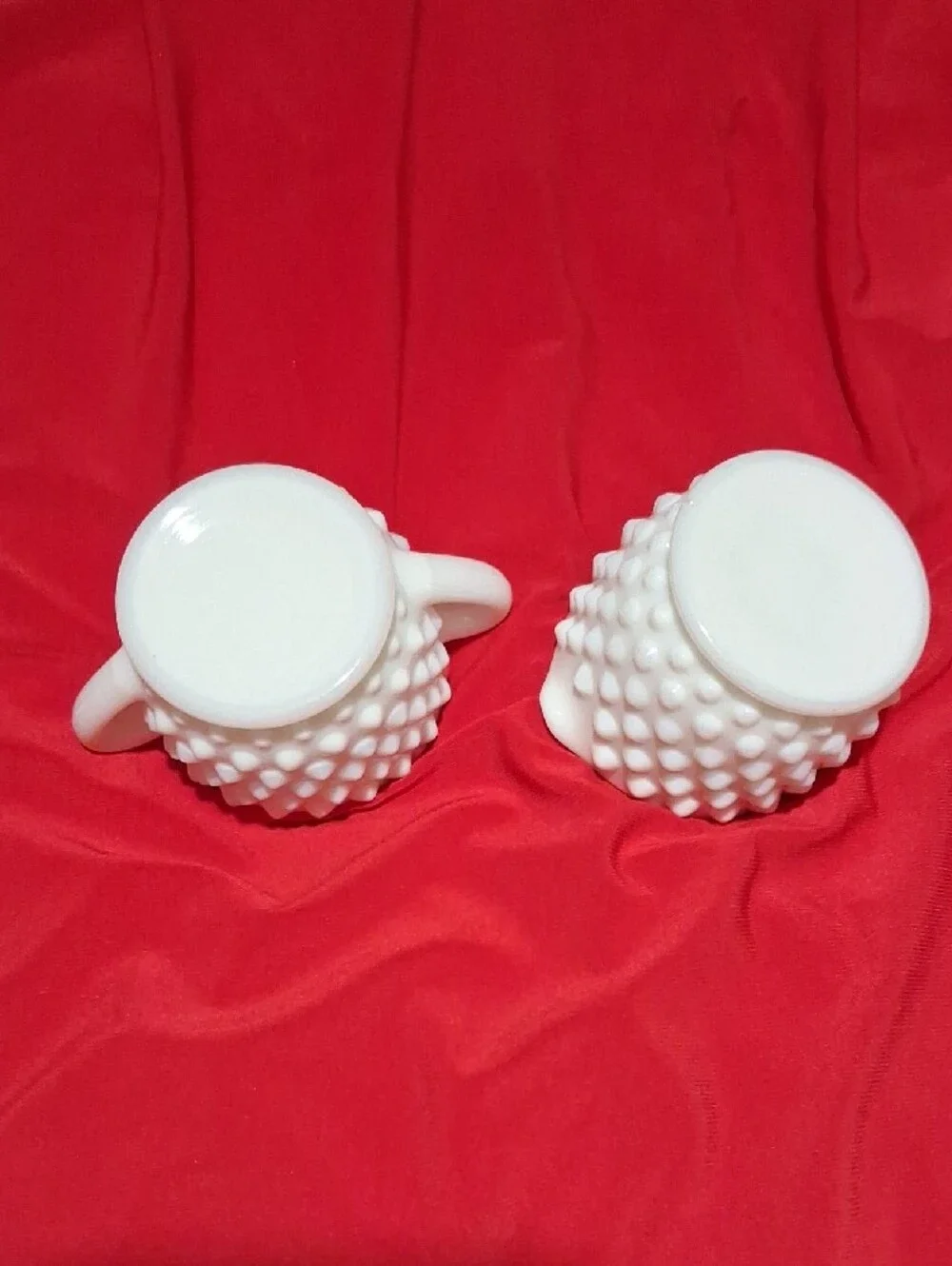 N/A white hobnail